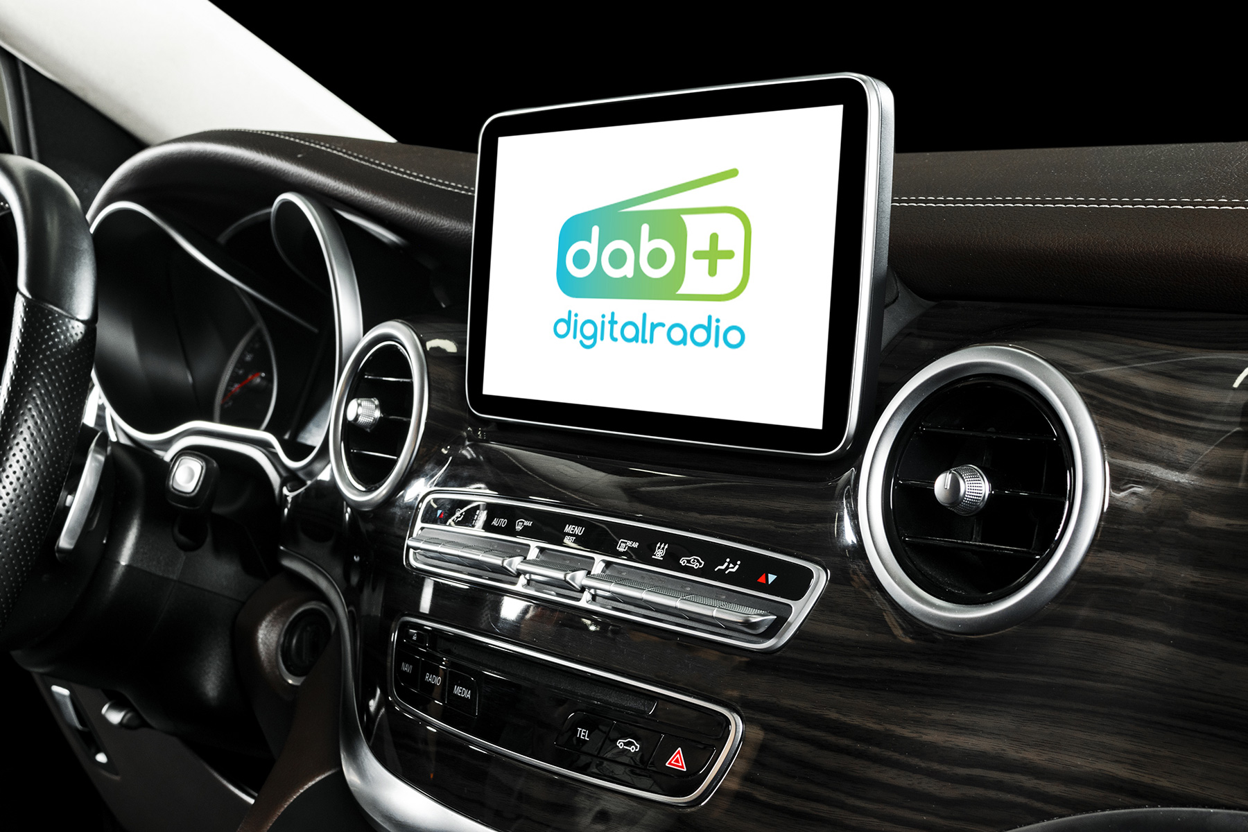 Tutte le auto nuove in vendita in EU devono avere la radio DAB+ di serie -  Digital Radio